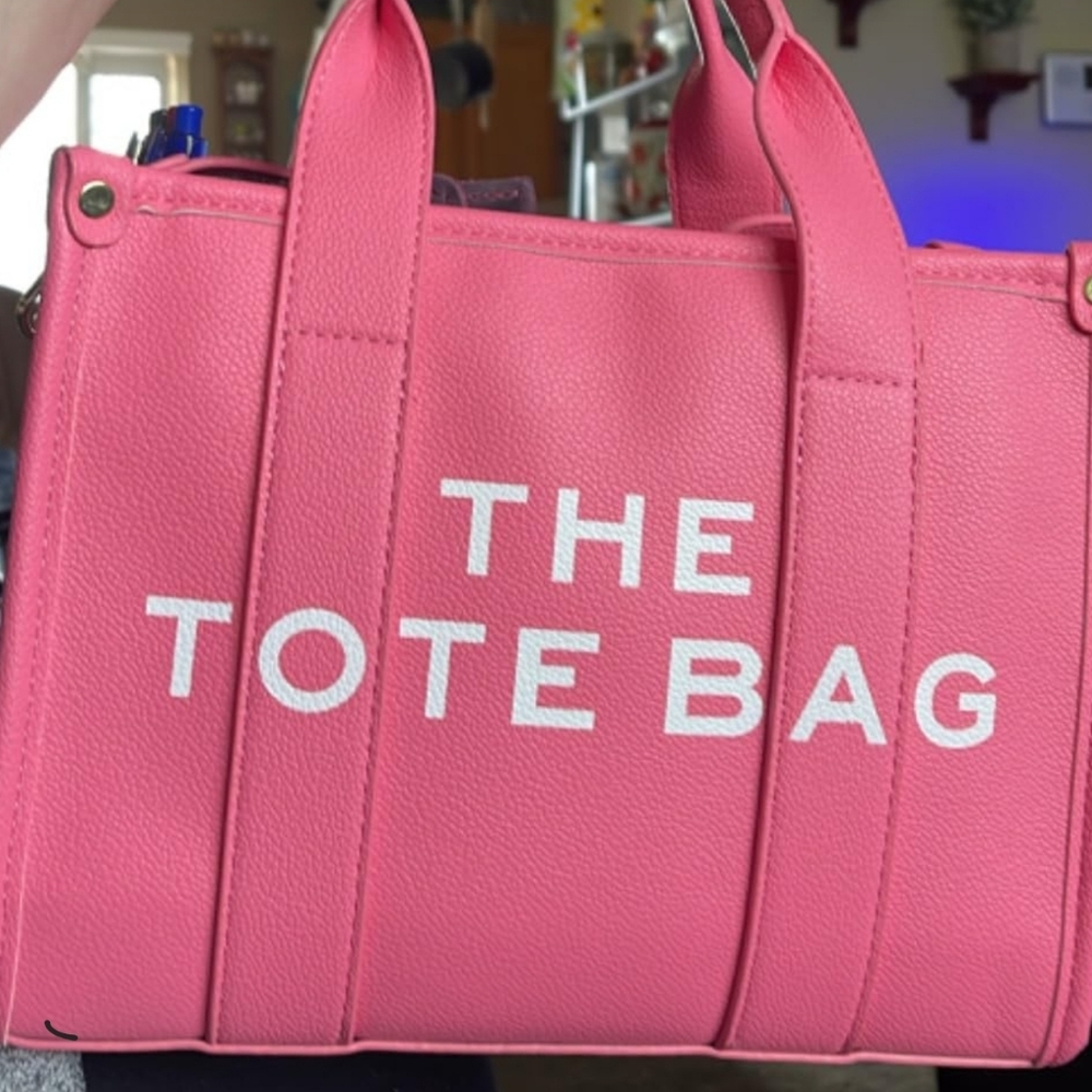 Pink tote
